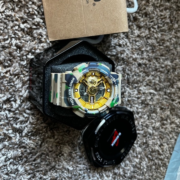 Bathing Ape G Shock - Picture 2 of 6